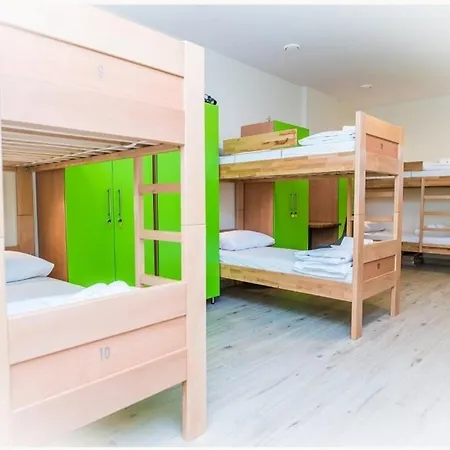 Auberge de jeunesse Ai *
