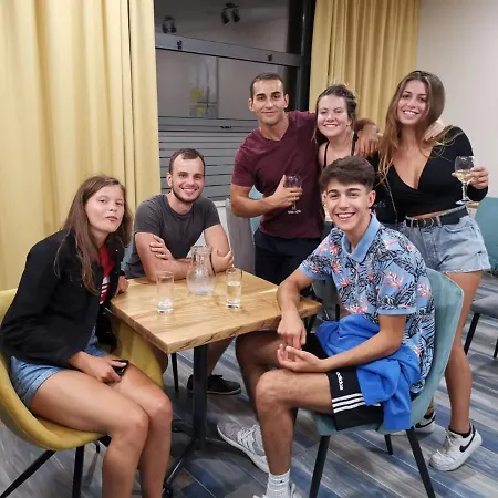 Ai Auberge de jeunesse *