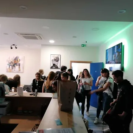 Auberge de jeunesse Ai *